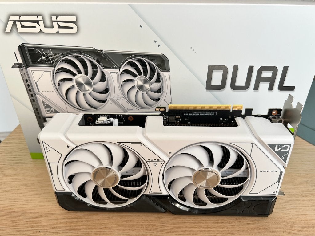 ASUS Dual GeForce RTX 4070 White OC 12GB – perfecte staat, Computers en Software, Ophalen, GDDR6, PCI-Express 4, Zo goed als nieuw