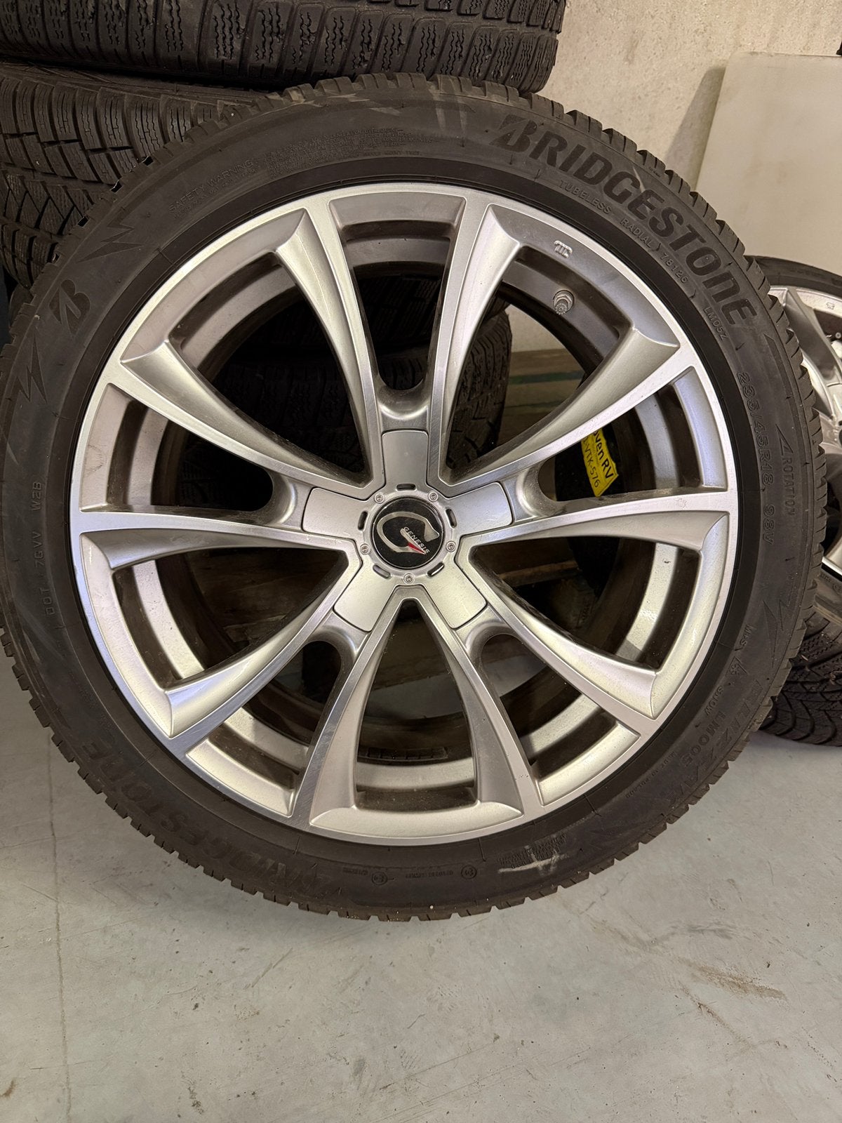 18" tam Velgen 5x114.3 + Bridgestone Winterbanden, Auto-onderdelen, Banden en Velgen, Band(en), Winterbanden, 18 inch, Ophalen