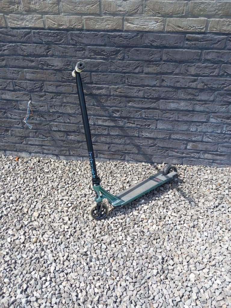 Blunt complete prodigy s9, Enlèvement, Utilisé, Step simple, Blunt