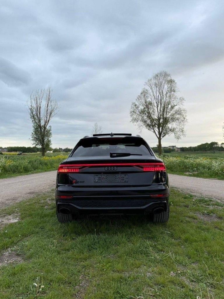 Audi RS Q8 4.0 TFSI quattro : performance et luxe à l'état, Achat, 3996 cm³, Entretenue par le concessionnaire, Noir