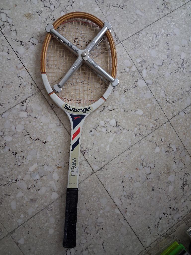 Slazenger raquette tennis, Enlèvement, Comme neuf, Raquette