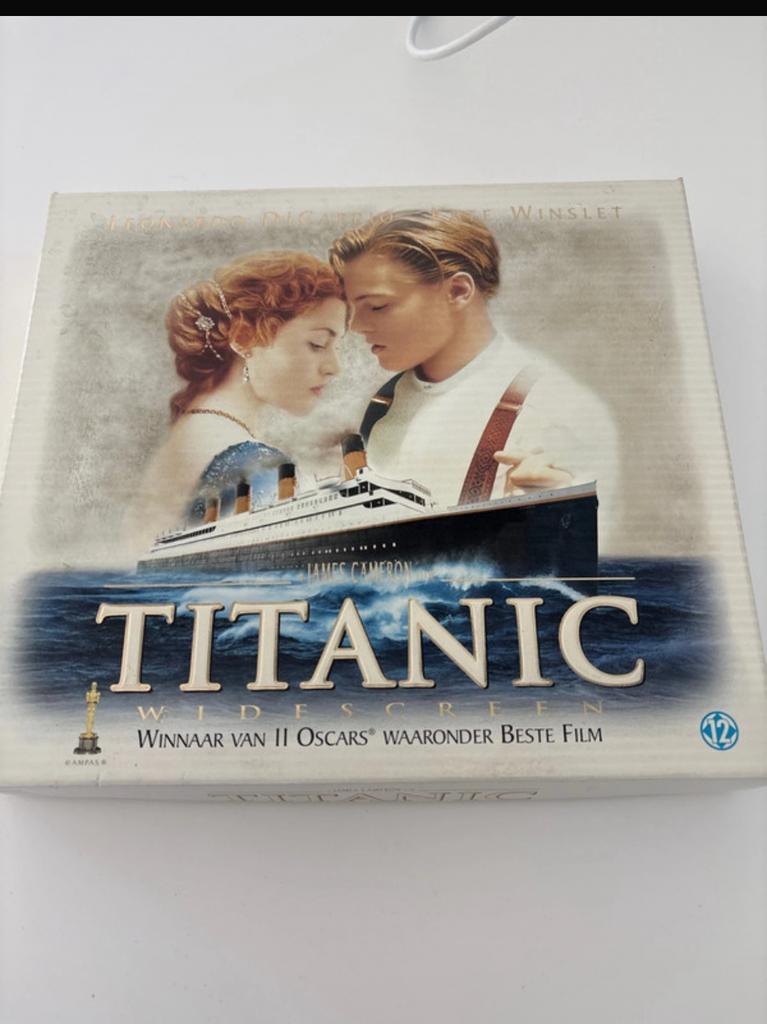 Box VHS cassette Titanic, Enlèvement ou Envoi, Utilisé
