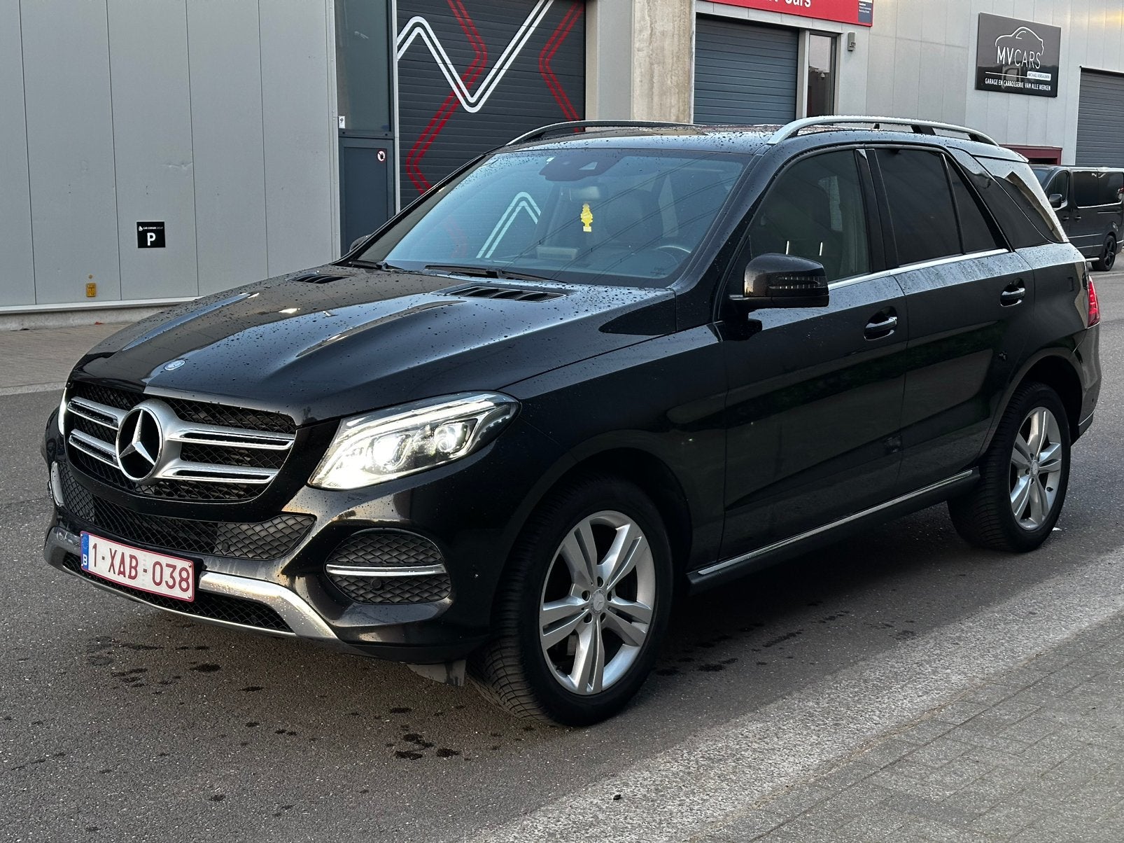 Mercedes gle 250, Auto's, Mercedes-Benz, Automaat, GLE, Zwart, Leder