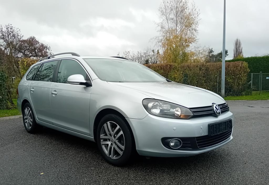 Très belle Vw Golf 1.6 tdi, 149 500 km, très bien équipée, Achat, 1586 cm³, Boîte manuelle, Alcantara