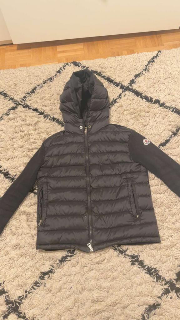 Moncler jas, Enlèvement, Comme neuf, Taille 46 (S) ou plus petite, Noir