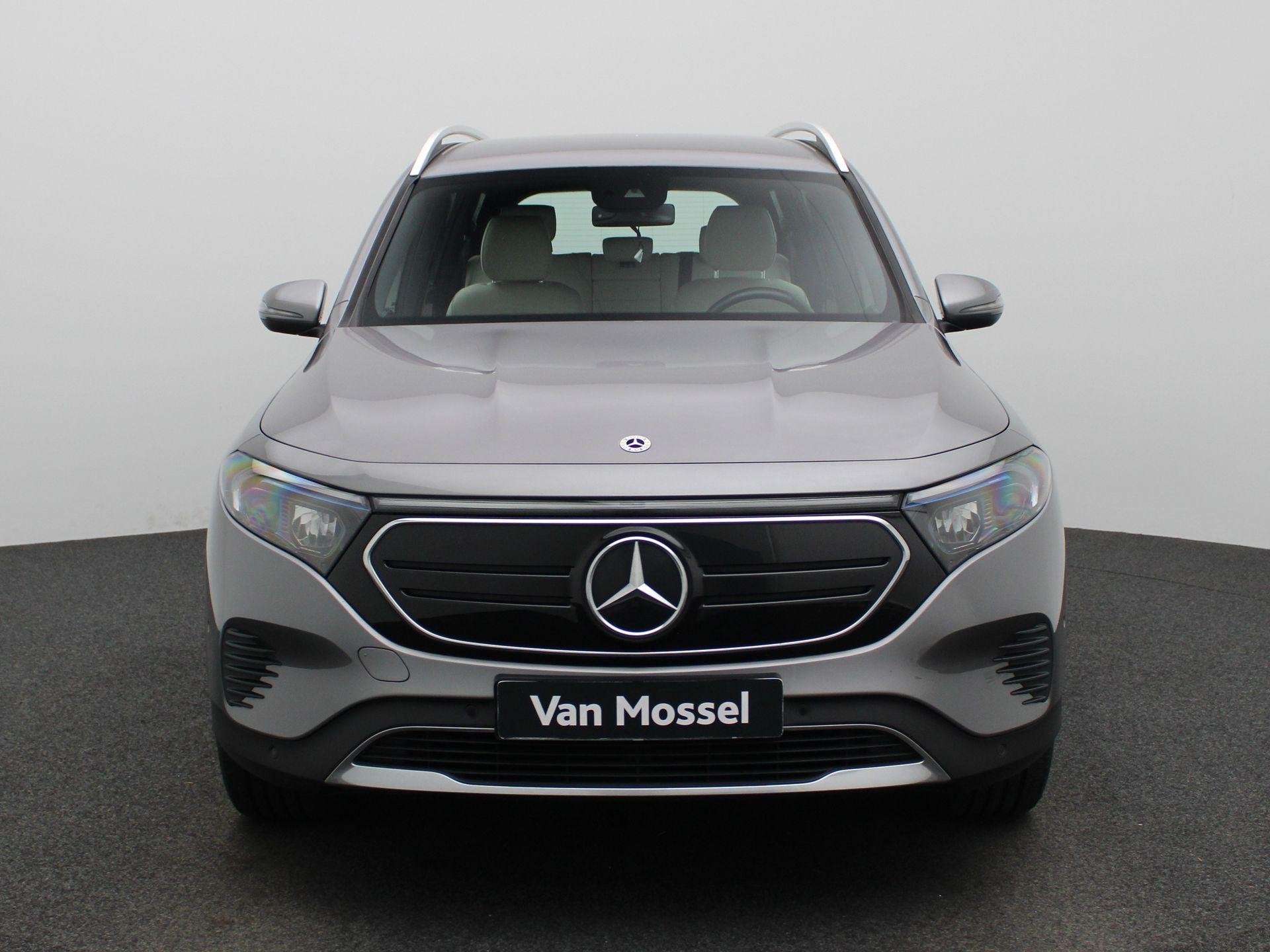 Mercedes-Benz EQB EQB 300 4MATIC Luxury Line (automatique), Entreprise, 5 portes, 5 places, Automatique