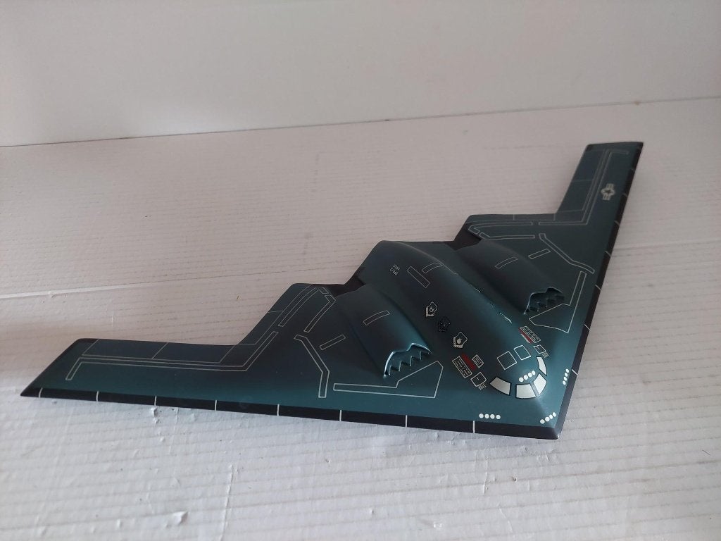 Bombardier furtif Scalecraft B-2 Spirit, Autres marques, 1:144 à 1:200, Enlèvement, Utilisé