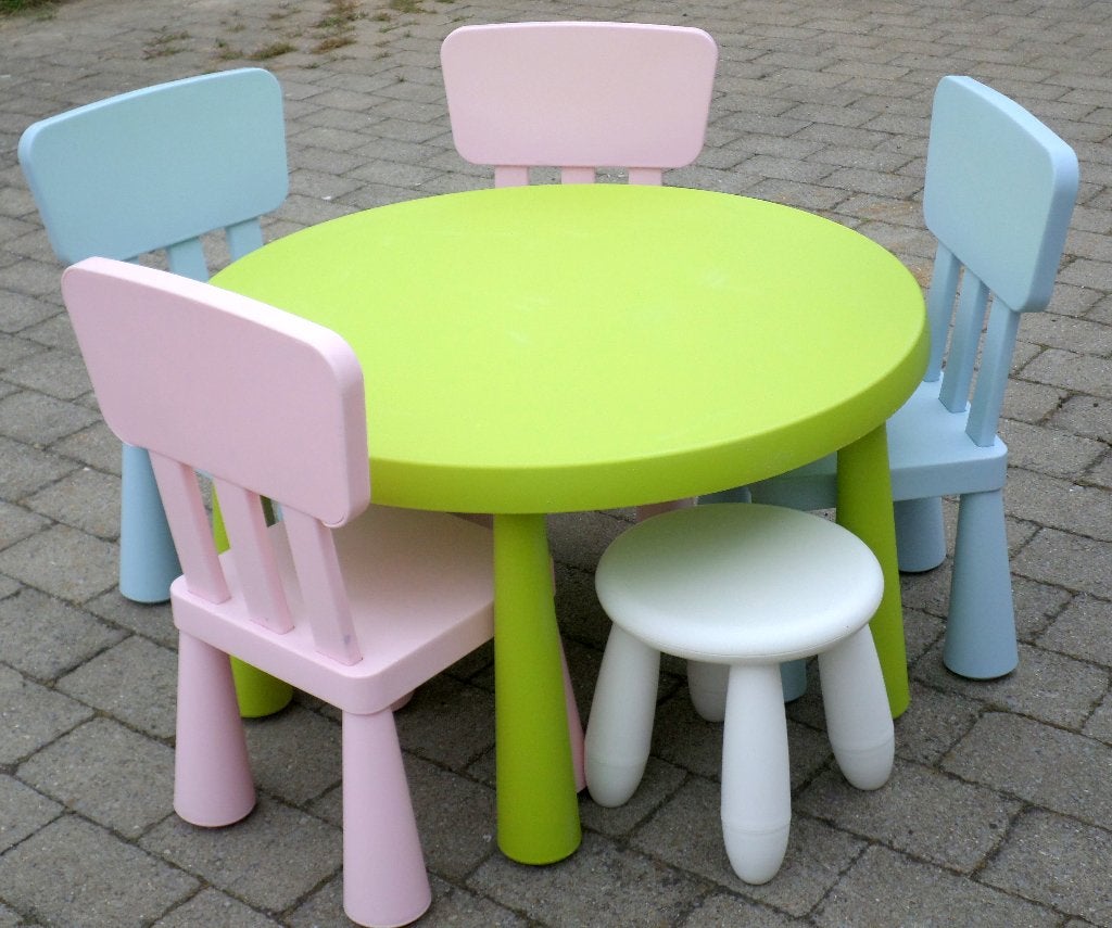 Tafel met bijhorende stoeltjes " Mammut" Ikea, Ophalen, Zo goed als nieuw, Tafel(s) en Stoel(en)