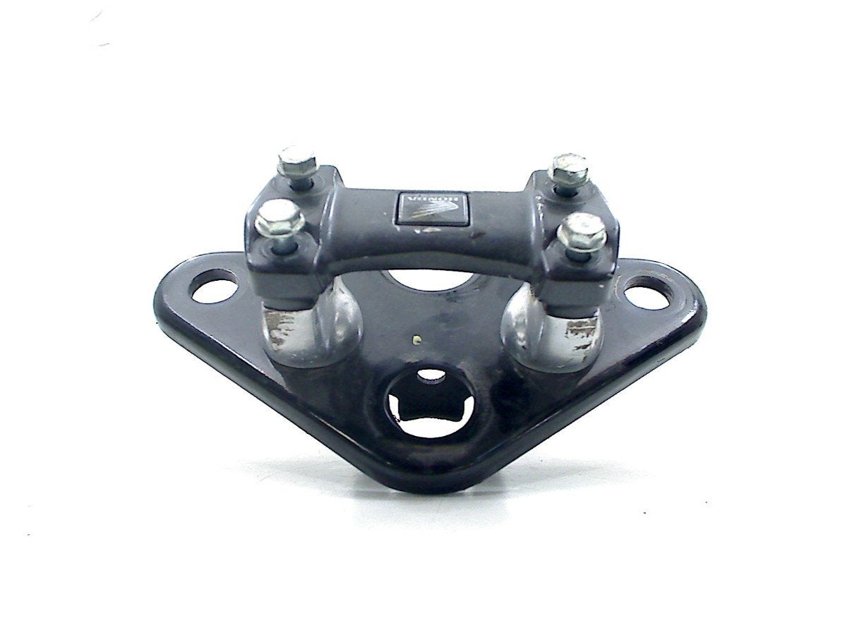 KROONPLAAT Honda CBF 125 (01-1970/-), Dhr. S. di Majo, Gebruikt, Info@cama-motorparts.nl, P.J. Troelstraweg 8 8
3144 CX  MAASSLUIS, NL