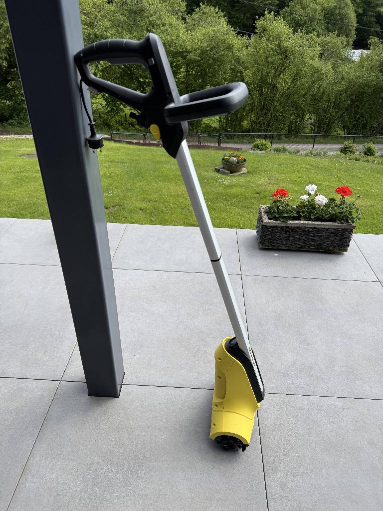Kärcher PCL4 terrasreiniger met borstels, Ophalen of Verzenden, Zo goed als nieuw, Elektrisch, KARCHER