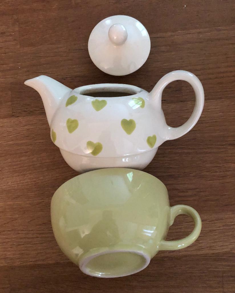 Theepot en beker, Ophalen, Gebruikt, Keramiek