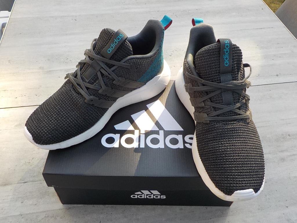 nieuwe limited edition Adidas Questar Flow schoenen maat 40, Overige kleuren, Sportschoenen, Nieuw, Ophalen of Verzenden