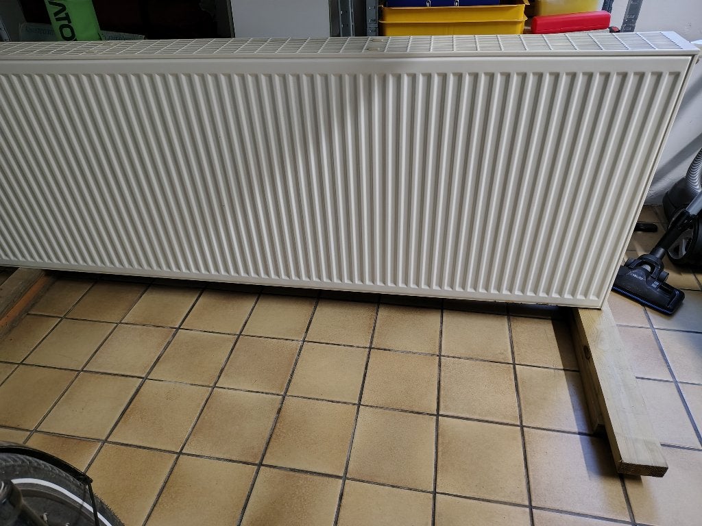 Radiator Henrad Compact, Doe-het-zelf en Bouw, Ophalen, 30 tot 80 cm, Radiator, 150 cm of meer