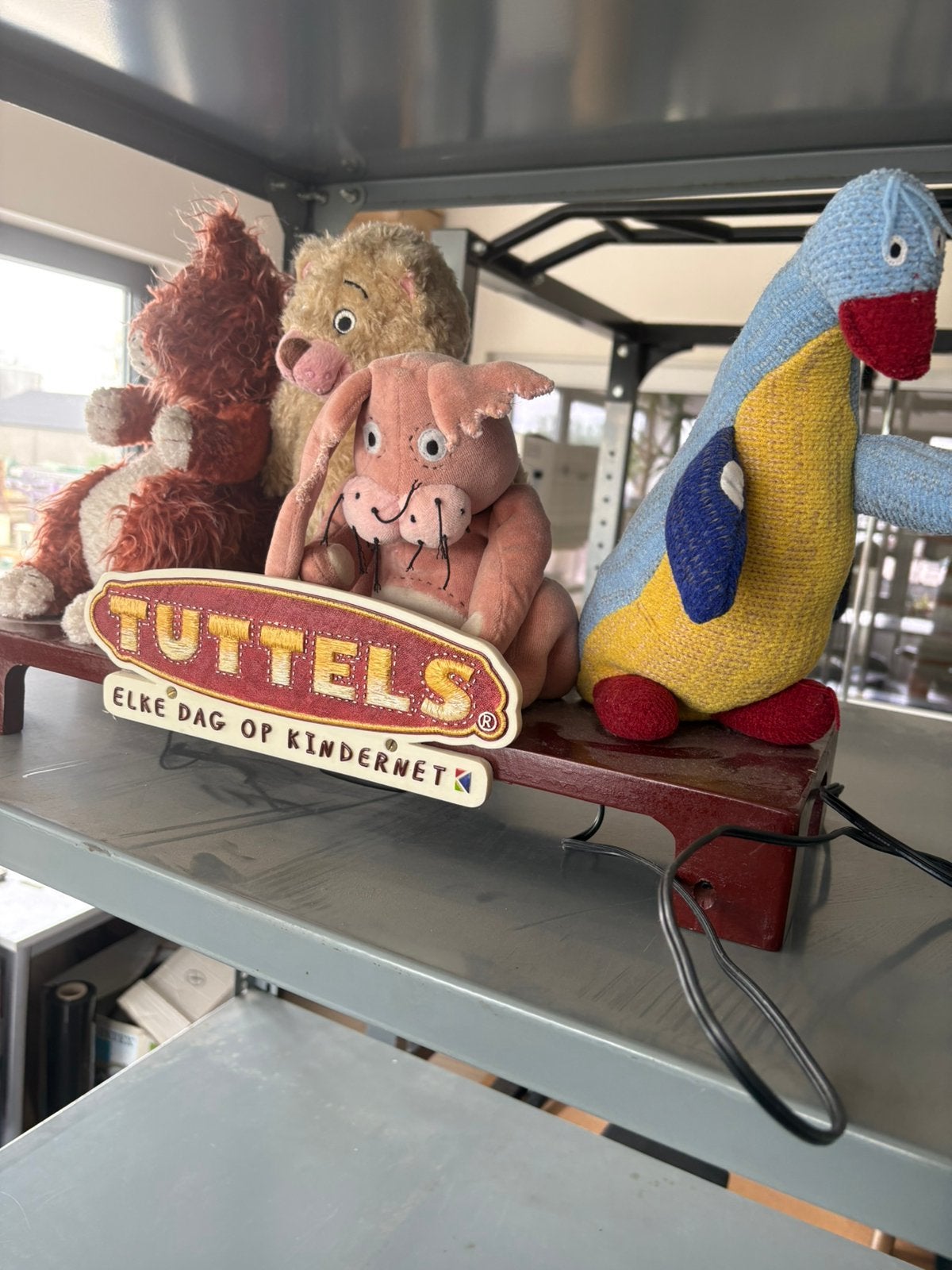 Origineel Kindernet TUTTELS winkeldisplay met knuffels, Verzenden