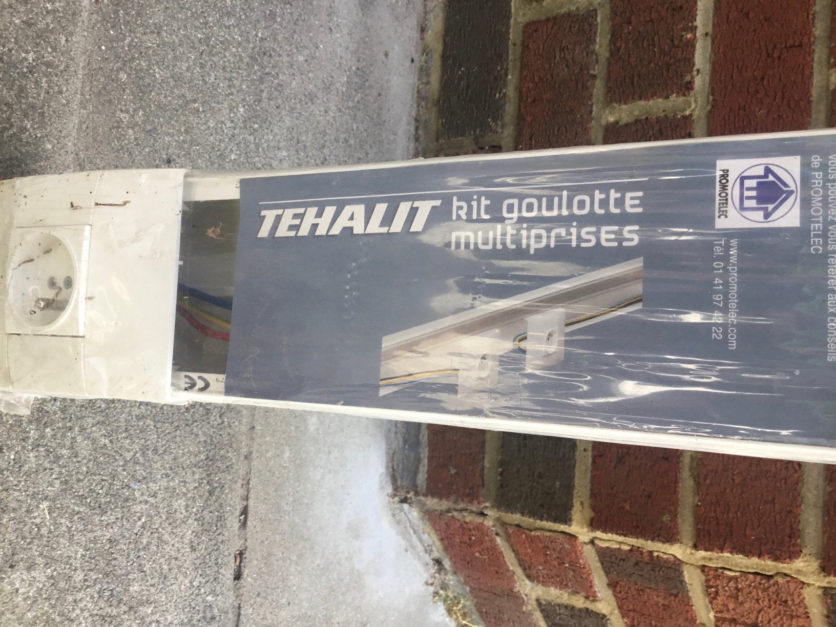 Kit goulotte électrique 4 prises, Ophalen, Nieuw
