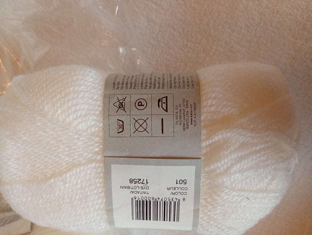 Laine Katia Promo Fin 3 pelotes de laine, Hobby & Loisirs créatifs, Enlèvement ou Envoi, Neuf, Tricot ou Crochet, Laine ou Fils