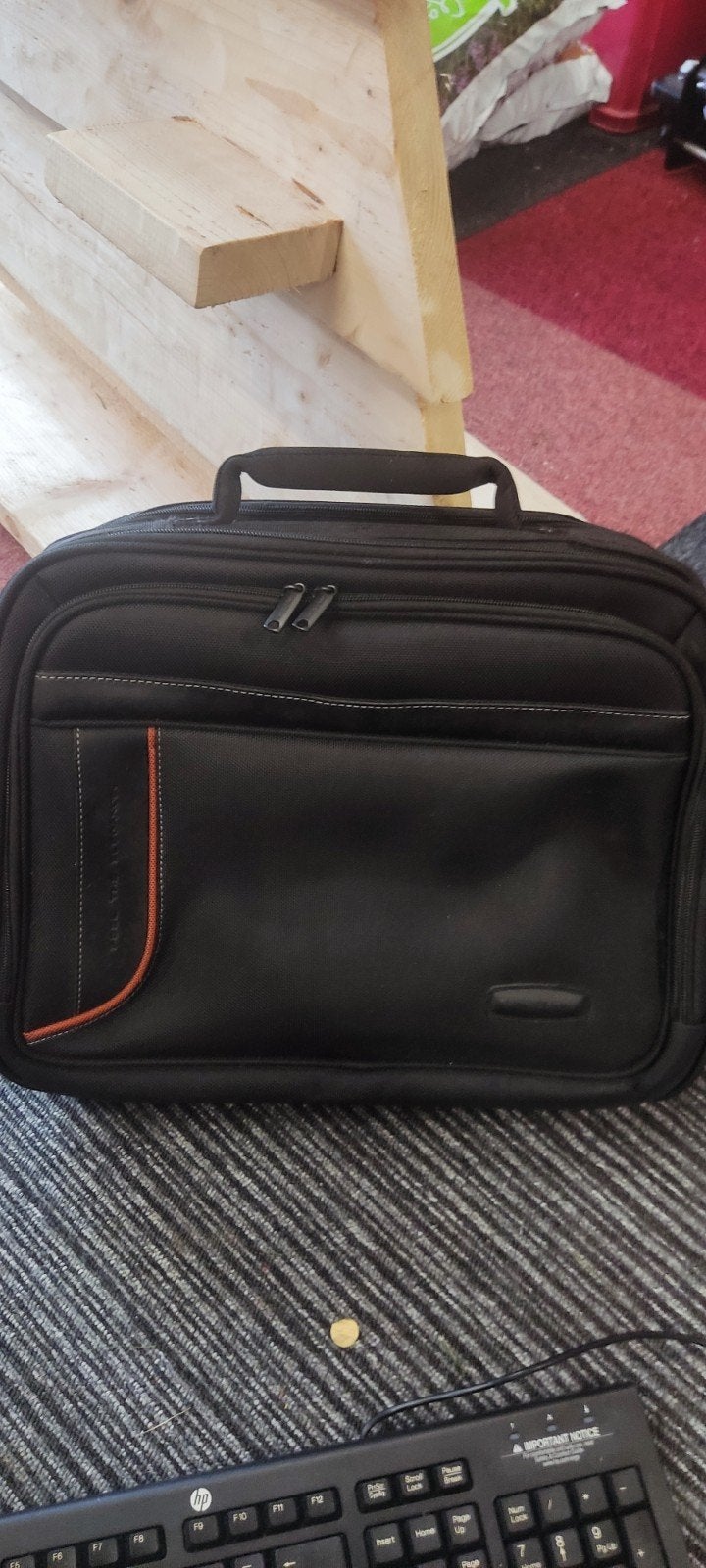 Laptoptas met schouderriem, Computers en Software, Ophalen of Verzenden