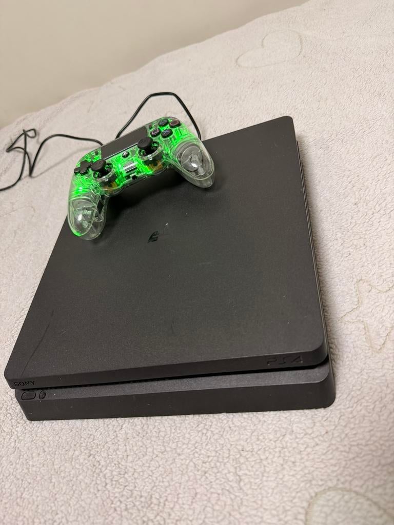PlayStation 4 Slim 500GB werkt goed leest geen discs, Games en Spelcomputers, Games | Sony PlayStation 4, Ophalen, Zo goed als nieuw