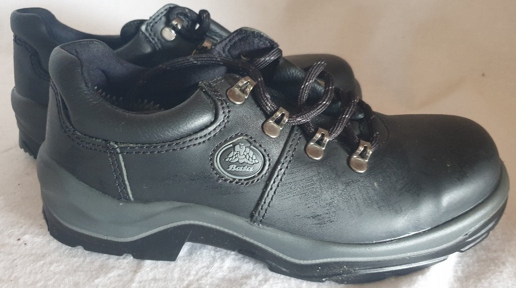 Bata veiligheidsschoenen maat 47 laag, Vêtements | Hommes, Chaussures, Neuf, Chaussures de travail, Noir, Enlèvement ou Envoi
