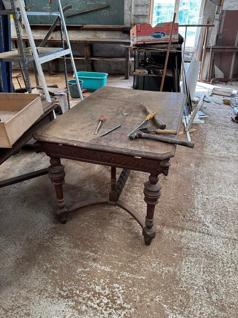 Antiek, Houten tafel, Ophalen