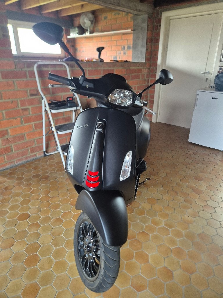 Vespa sprint 50cc, Fietsen en Brommers, Ophalen, Vespa S, 49 cc, Benzine