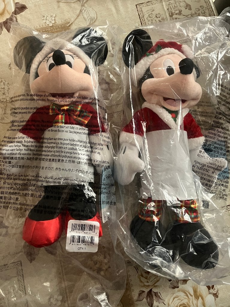 Mickey & Minnie Mouse kerstknuffels - Disney Store, Verzamelen, Ophalen of Verzenden, Mickey Mouse, Nieuw, Knuffel