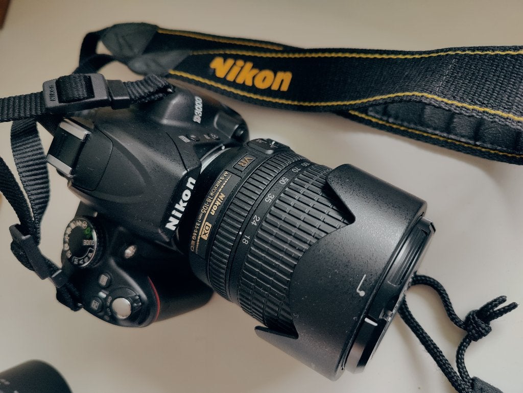 Nikon D3000, Audio, Tv en Foto, Beeldstabilisatie, Ophalen, Gebruikt, Nikon