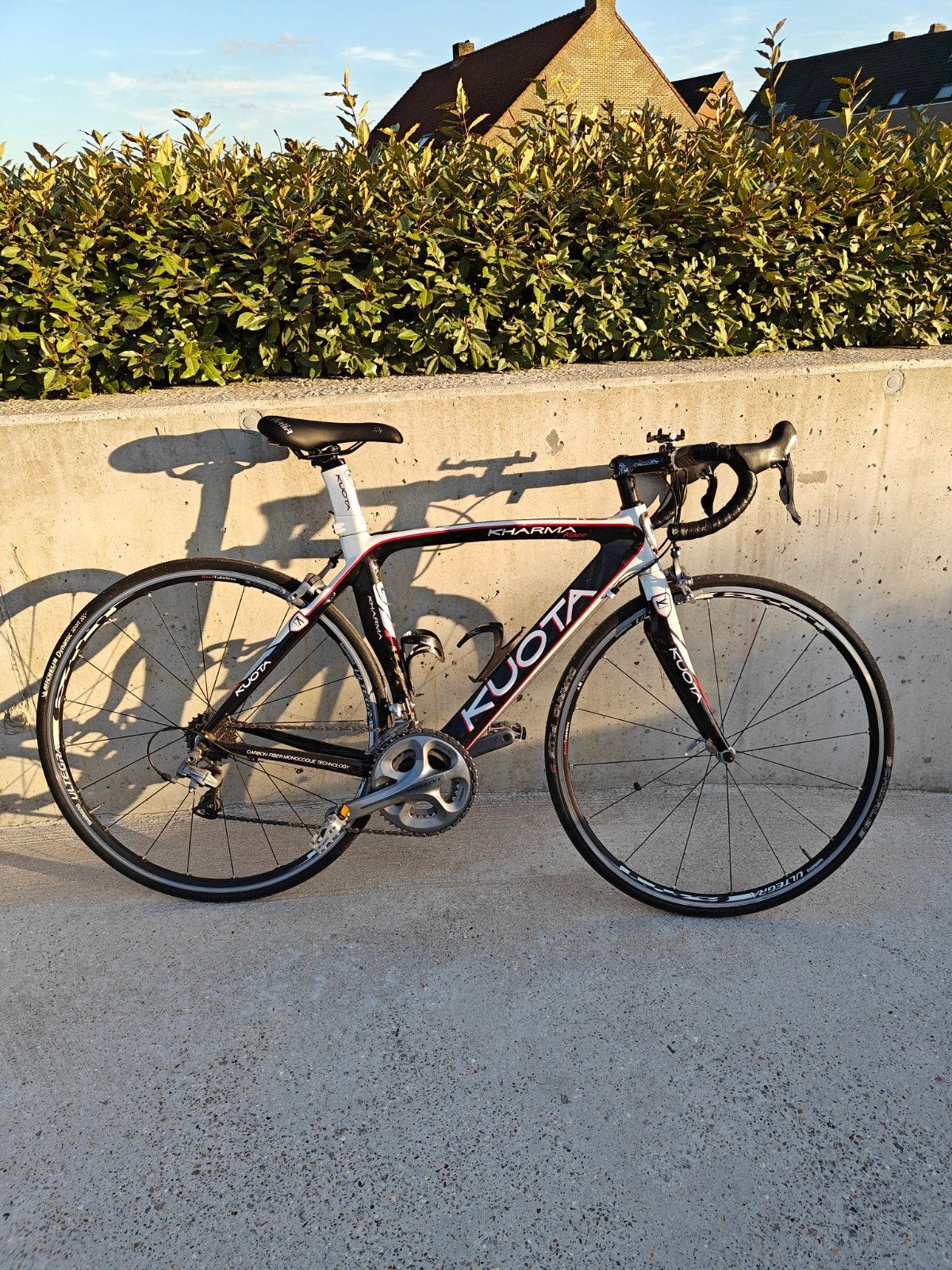 Kuota kharma Carbon koersfiets, Fietsen en Brommers, Fietsen | Racefietsen, Ophalen, Carbon, Velgrem, Zo goed als nieuw