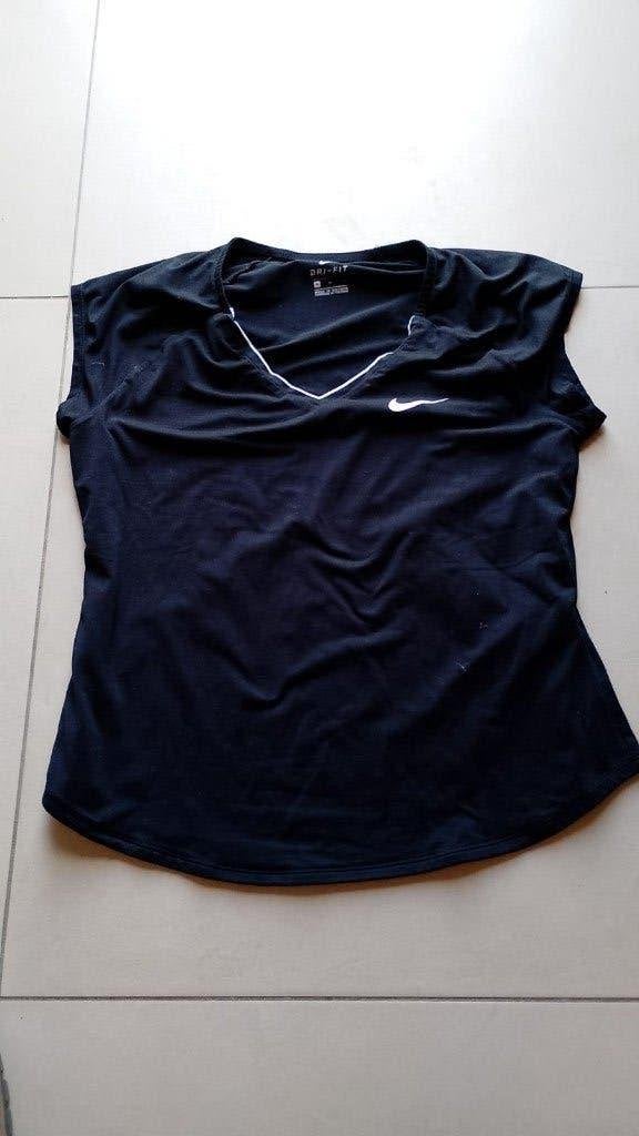 shirt Nike Dri Fit maat M, Kleding | Dames, Sportkleding, Ophalen of Verzenden, Maat 38/40 (M)