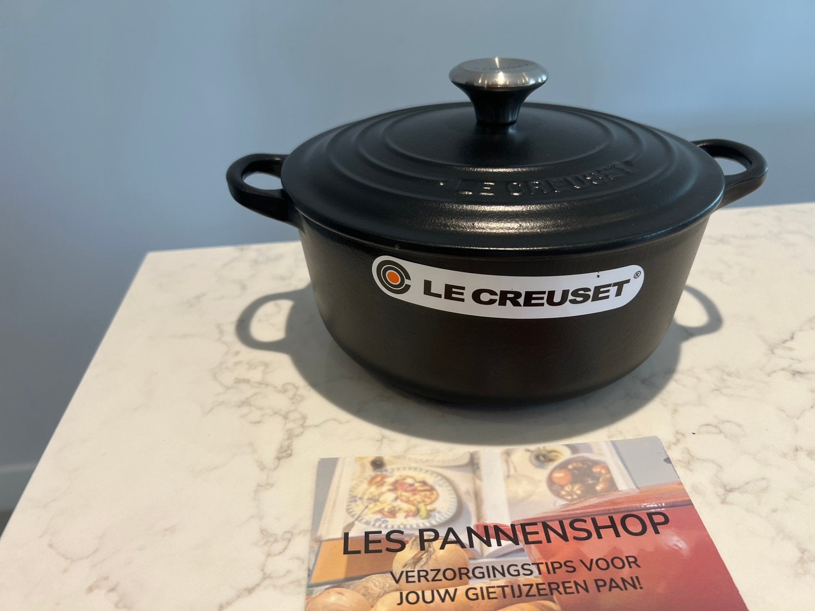 La poêle Le Creuset de 20 cm est livrée dans sa boîte., Neuf, Enlèvement ou Envoi, Poêle à frire ou Sauteuse, Plaque céramique