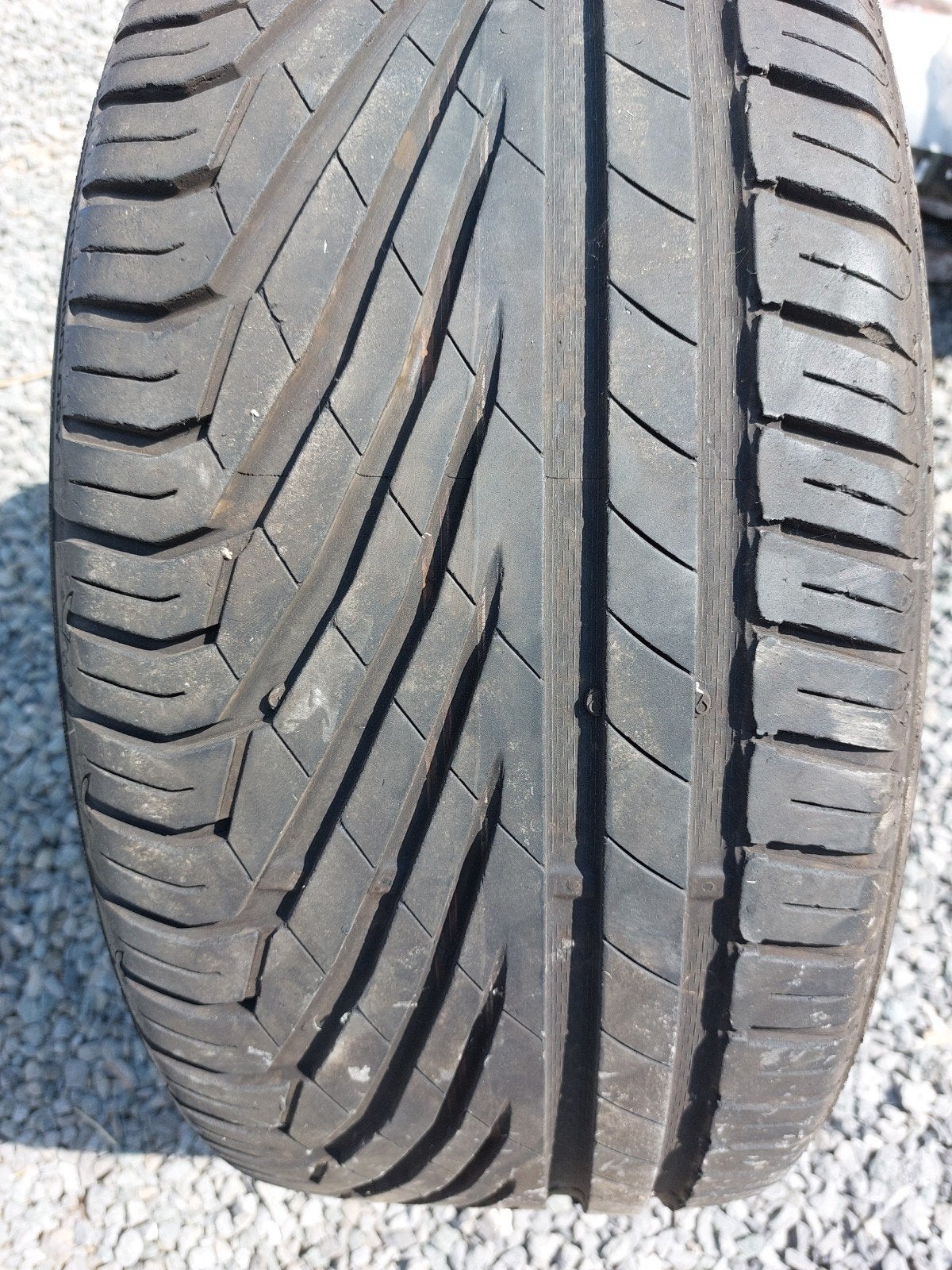 Band UNIROYAL RAINSPORT 5 245/40 R18 97 Y XL
Item breedte mm, Ophalen, Gebruikt, BMW