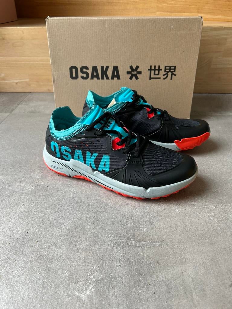 Osaka - Padel of hockey schoenen. Maat 38. Nieuw, Ophalen of Verzenden, Nieuw, Padelschoenen