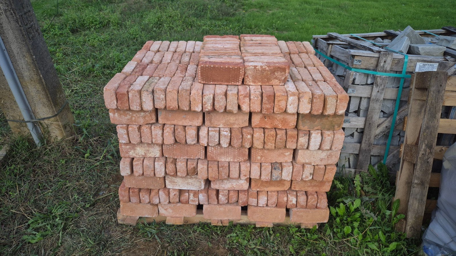 oud kapelle gevelsteen 700 stuks, Doe-het-zelf en Bouw, Metselstenen, Ophalen, Nieuw, Bakstenen