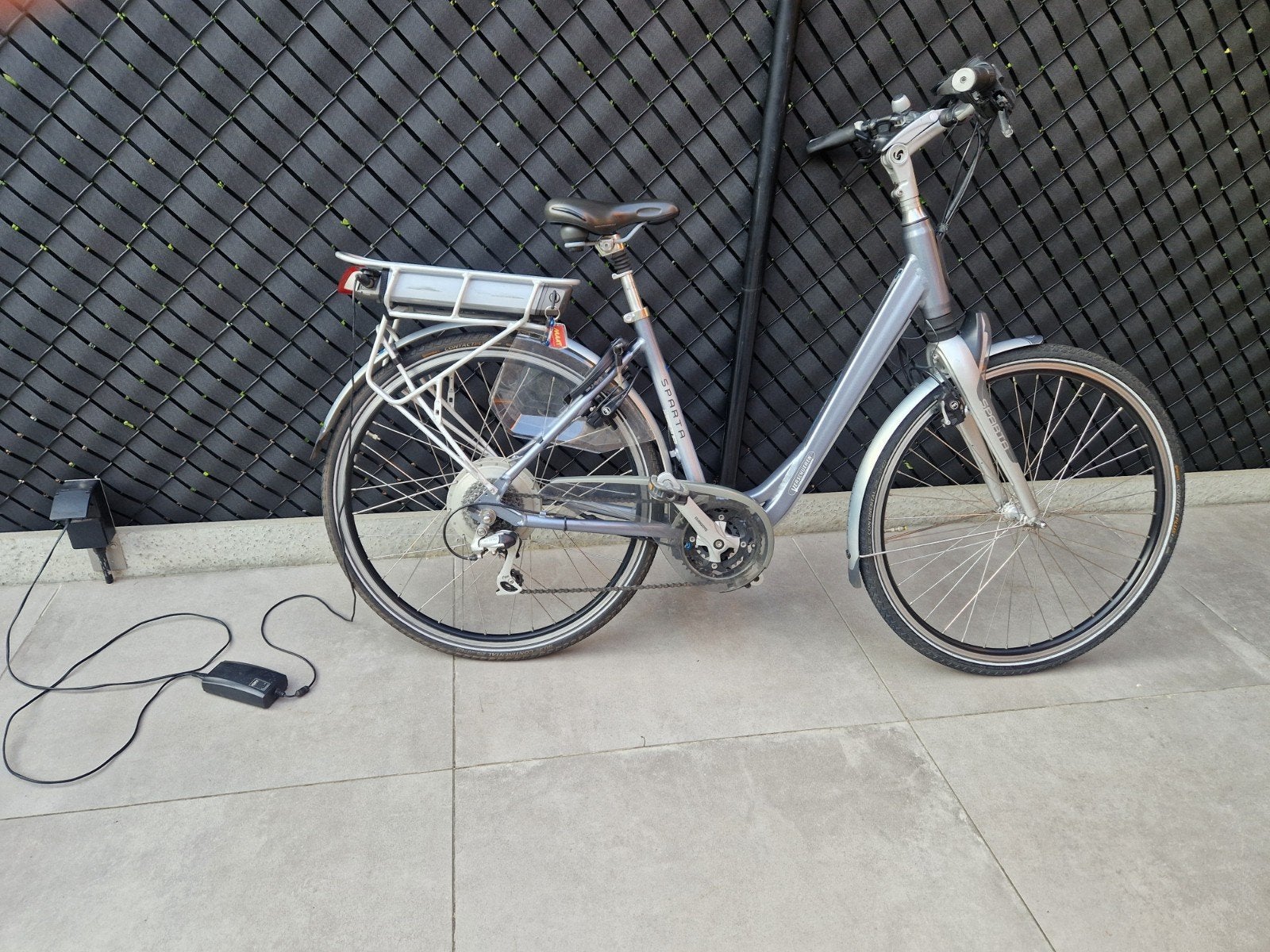 E-Bike dames 25, Fietsen en Brommers, Elektrische fietsen, Ophalen, Sparta