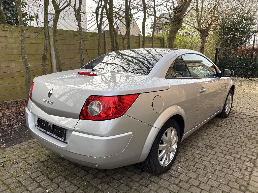 Renault Megane Cabrio-2008 automatique à vendre, Autos, Cuir, Argent ou Gris, Achat, Cabriolet