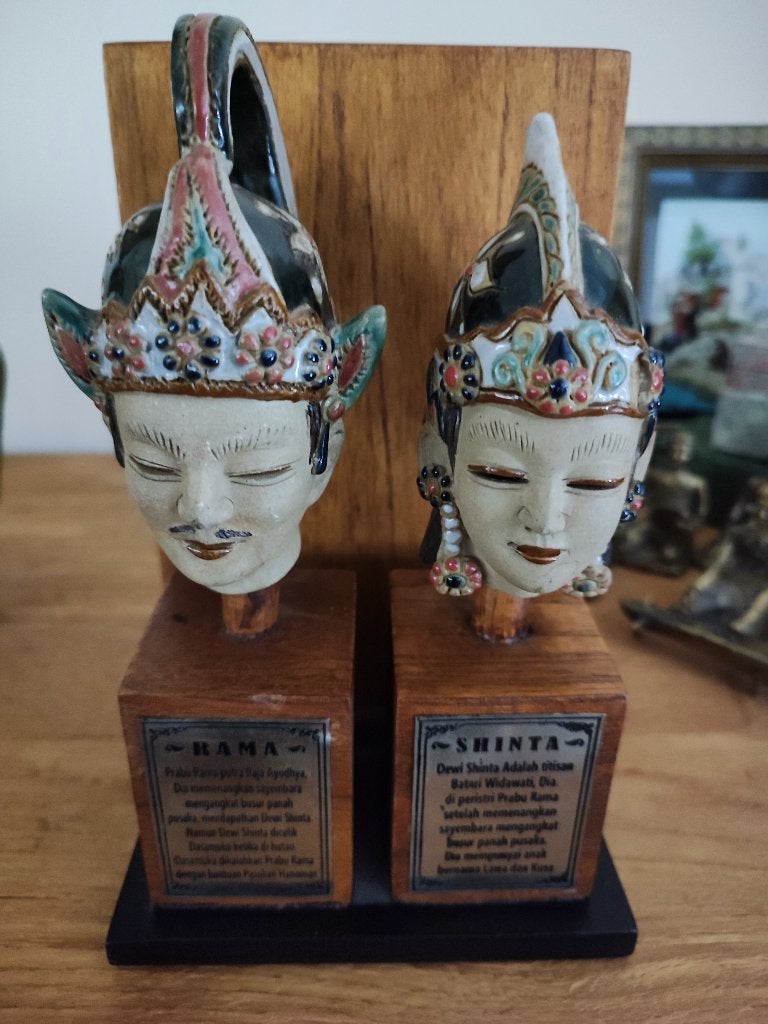 Indonesië, Rama en Shinta. Zeldzaam: hoofden in keramiek!, Ophalen of Verzenden, Gemerkt, Indonesië, Meerkleurig