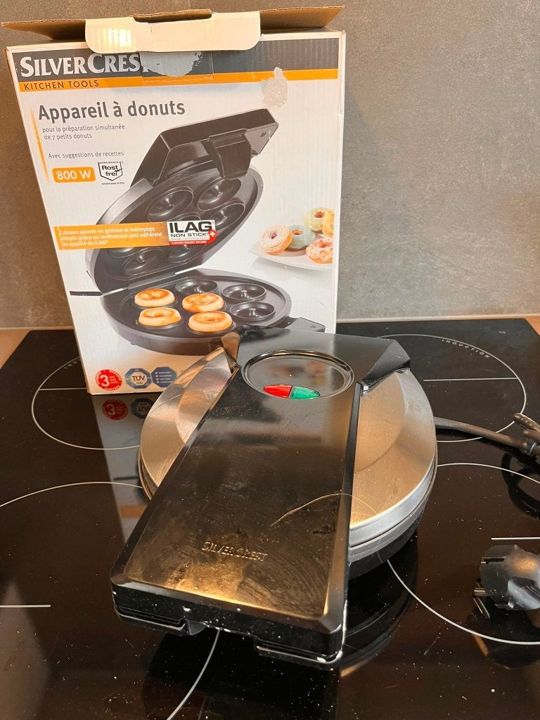 SilverCrest donutmaker 800W met originele doos, Ophalen