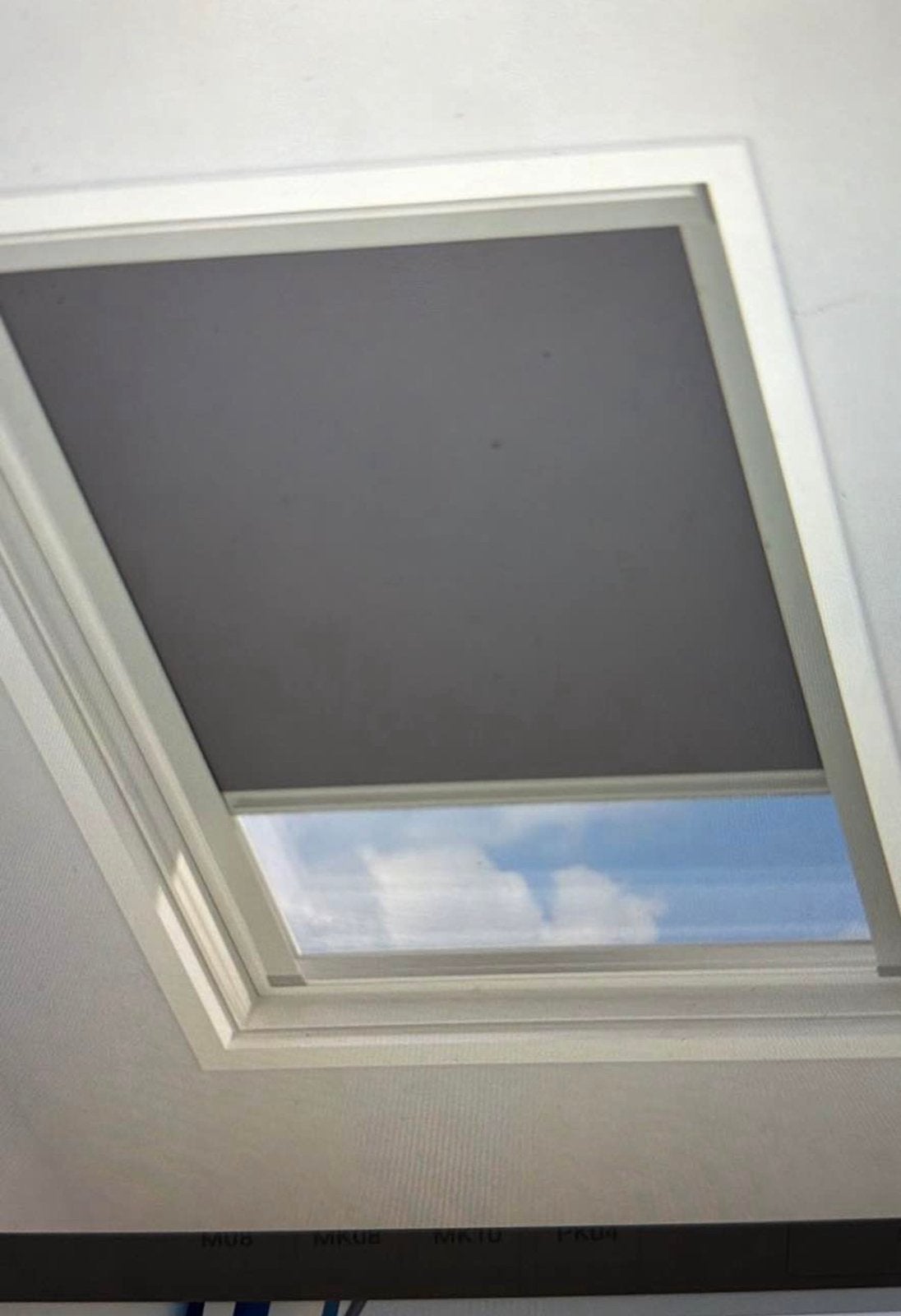 Store velux de toit, Bricolage & Construction, Vitres, Châssis & Fenêtres, Enlèvement ou Envoi, Comme neuf
