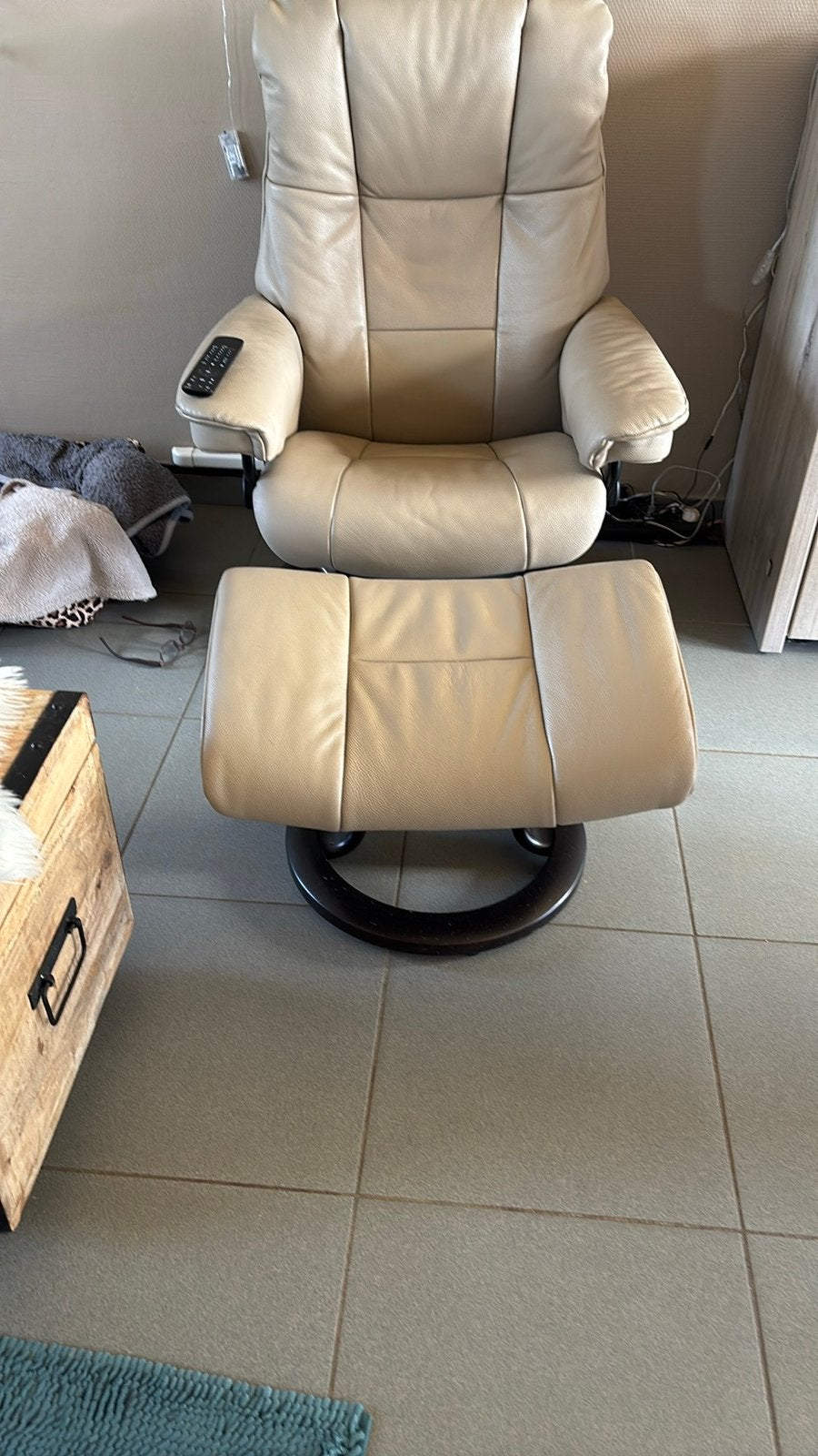 Stressless met voeten bankje, Maison & Meubles, Fauteuils, Enlèvement, Comme neuf