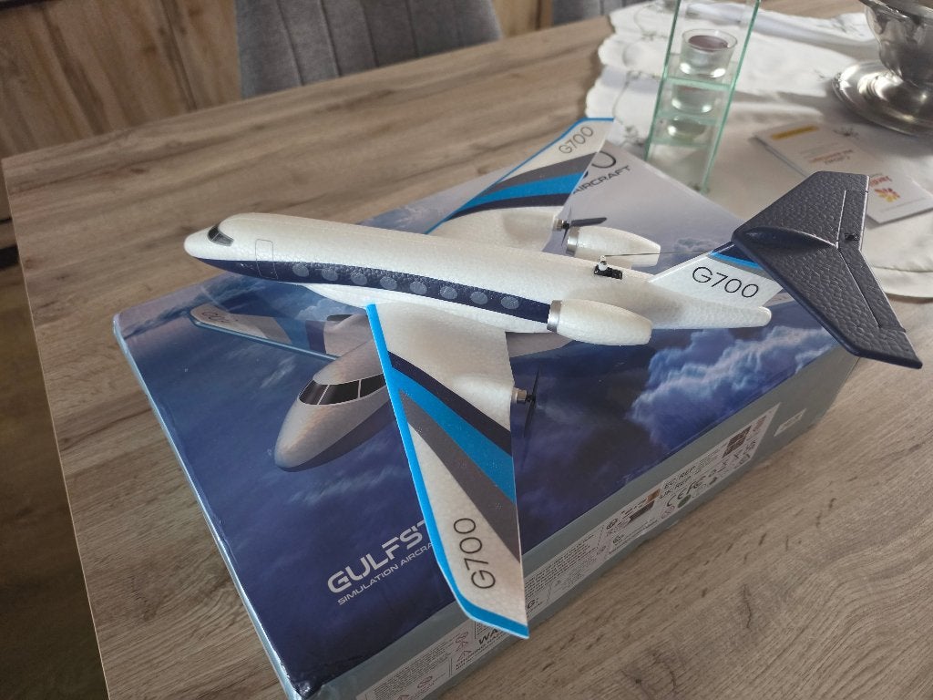 Avion jet neuf avec stabilisateur, Hobby & Loisirs créatifs, Enlèvement, Neuf, Électro, RTF (Ready to Fly)