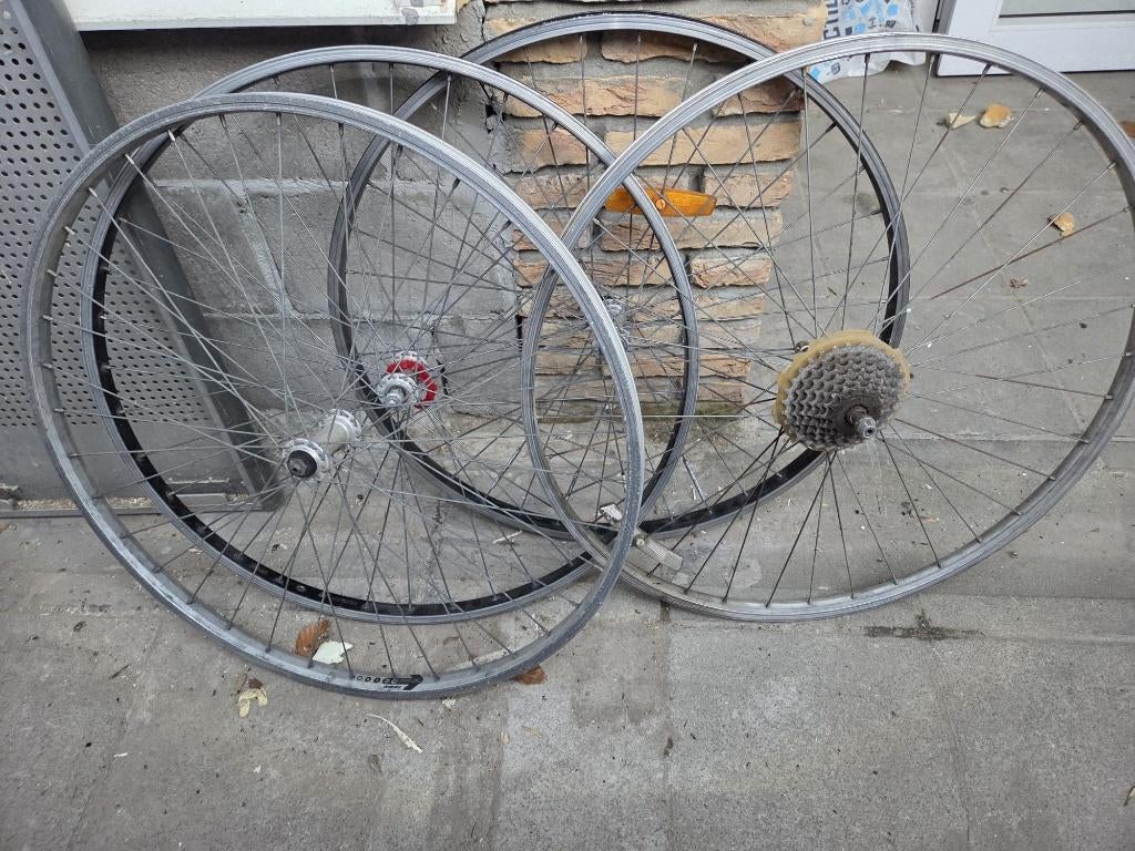 28 inch fietswielen (voor en achter), Fietsen en Brommers, Fietsonderdelen, Ophalen, Gebruikt, Wiel