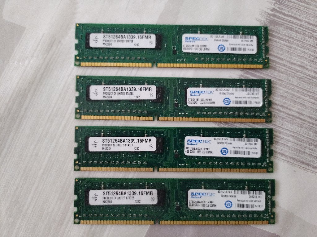 Mémoire 4Gb DDR3 1333 CL9, Gebruikt, DDR3, Ophalen of Verzenden, Desktop