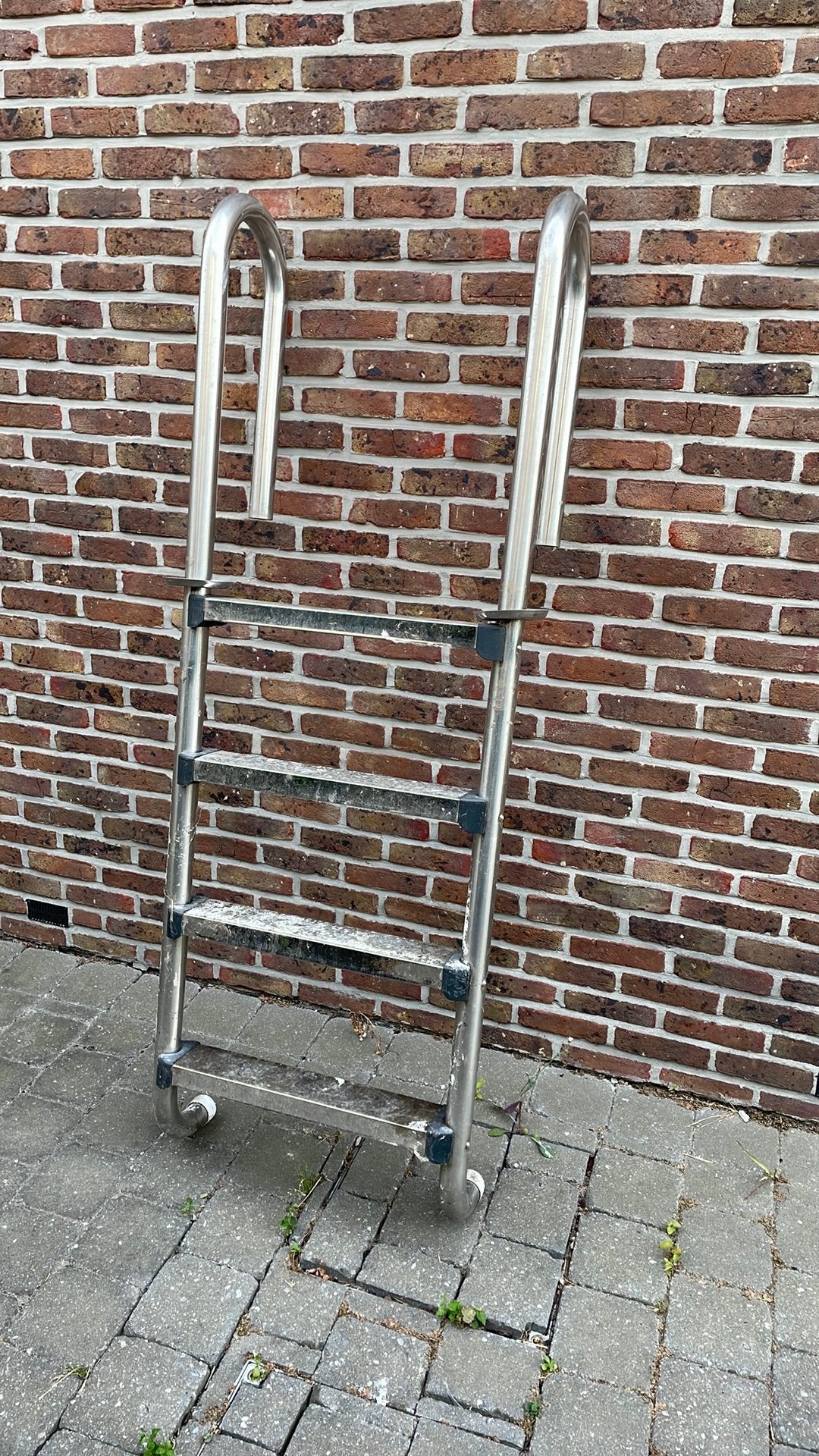 Trapje voor zwembad, Ophalen, Gebruikt