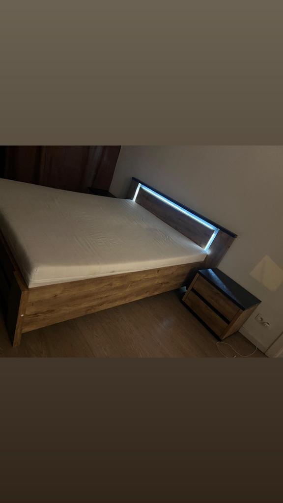 Une chambre a coucher complète, Maison & Meubles, Enlèvement ou Envoi, Comme neuf, Une personne, Bois