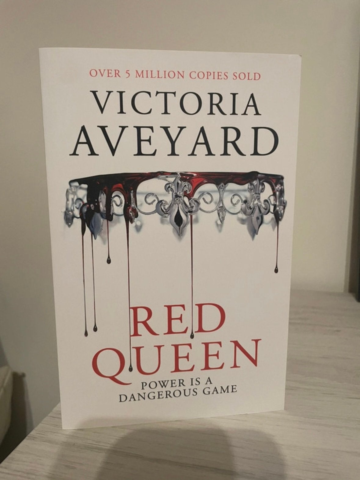 Red Queen - Victoria Aveyard, Ophalen of Verzenden, Nieuw