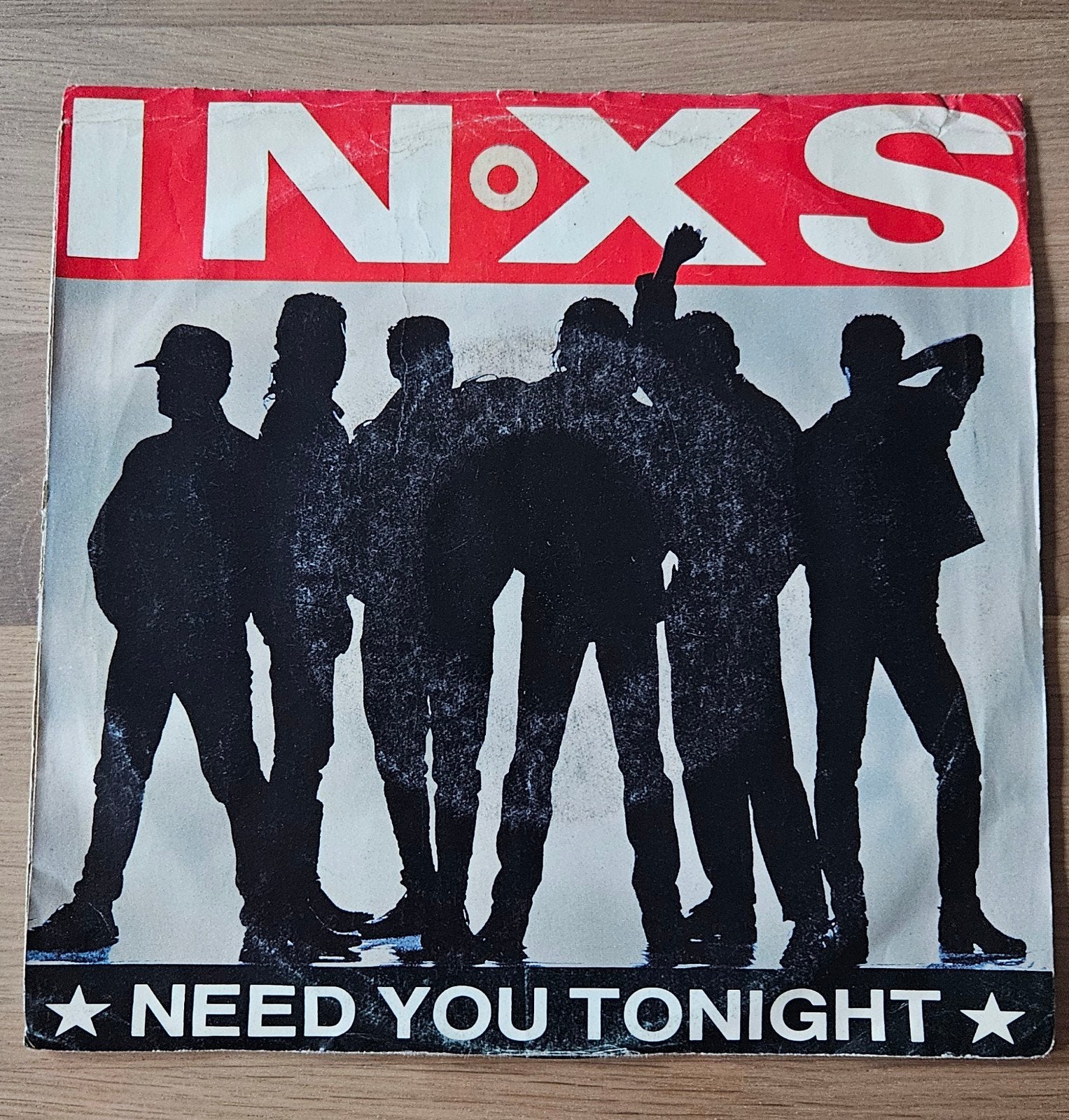 INXS - Need you tonight, Cd's en Dvd's, Ophalen