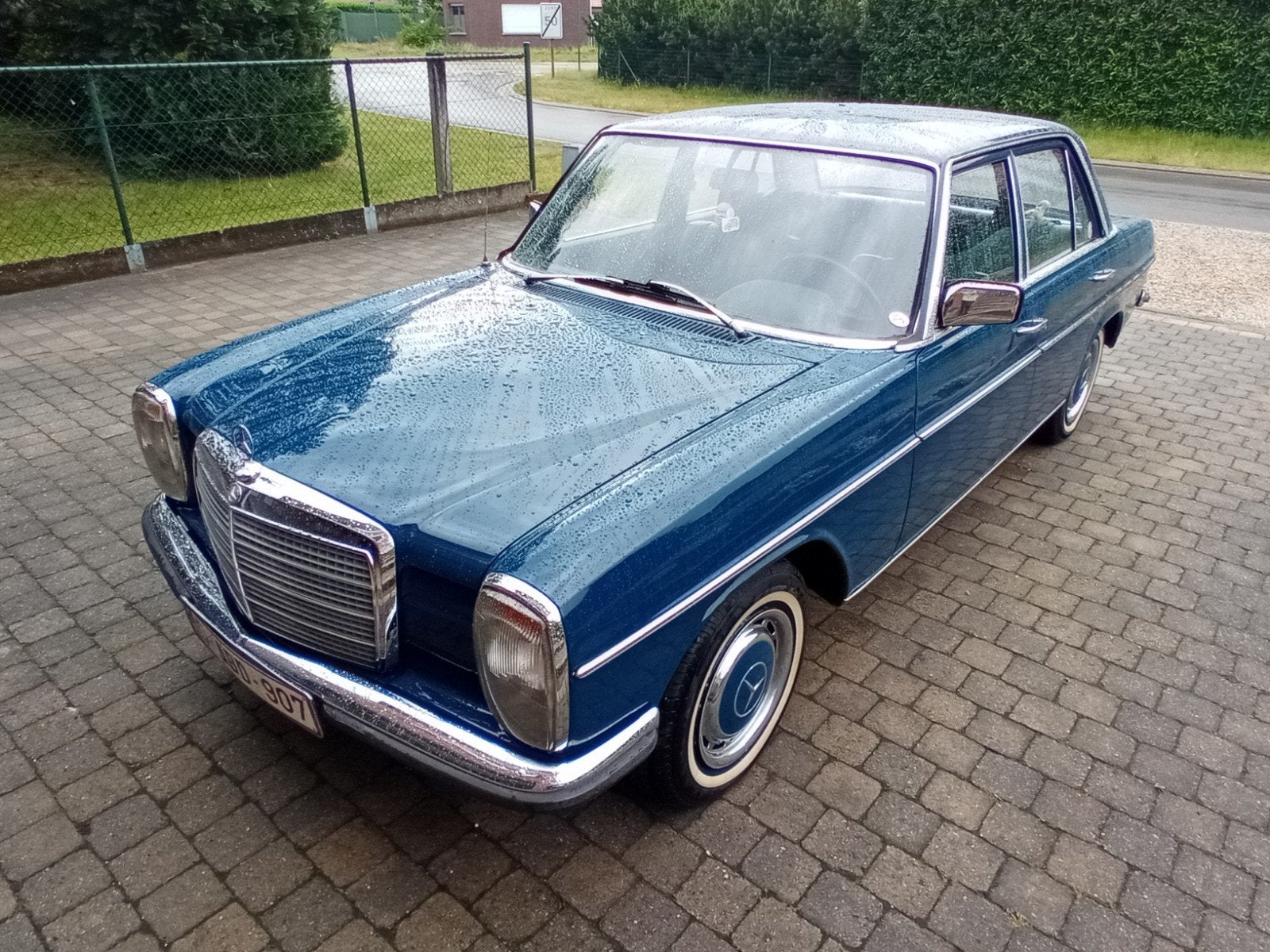 Mercedes Bar8 w115, Auto's, Oldtimers, Particulier, Trekhaak, Mercedes-Benz, Diesel, 4 deurs, Handgeschakeld, Blauw, Blauw, Ophalen