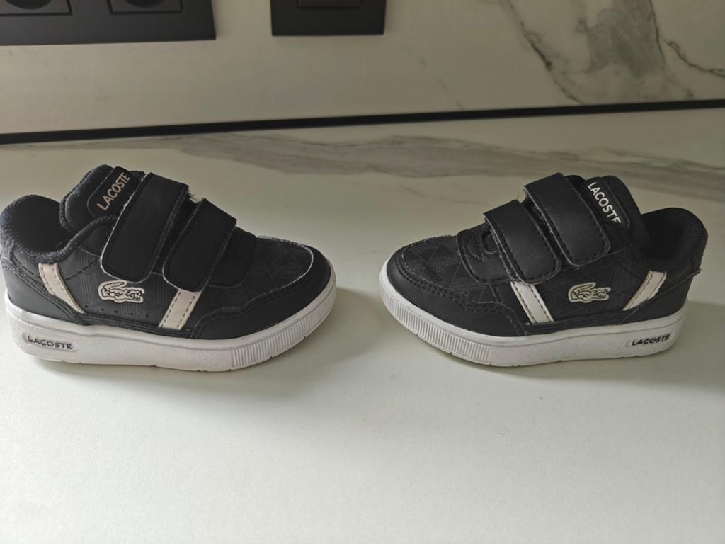 Lacoste maat 20, Ophalen