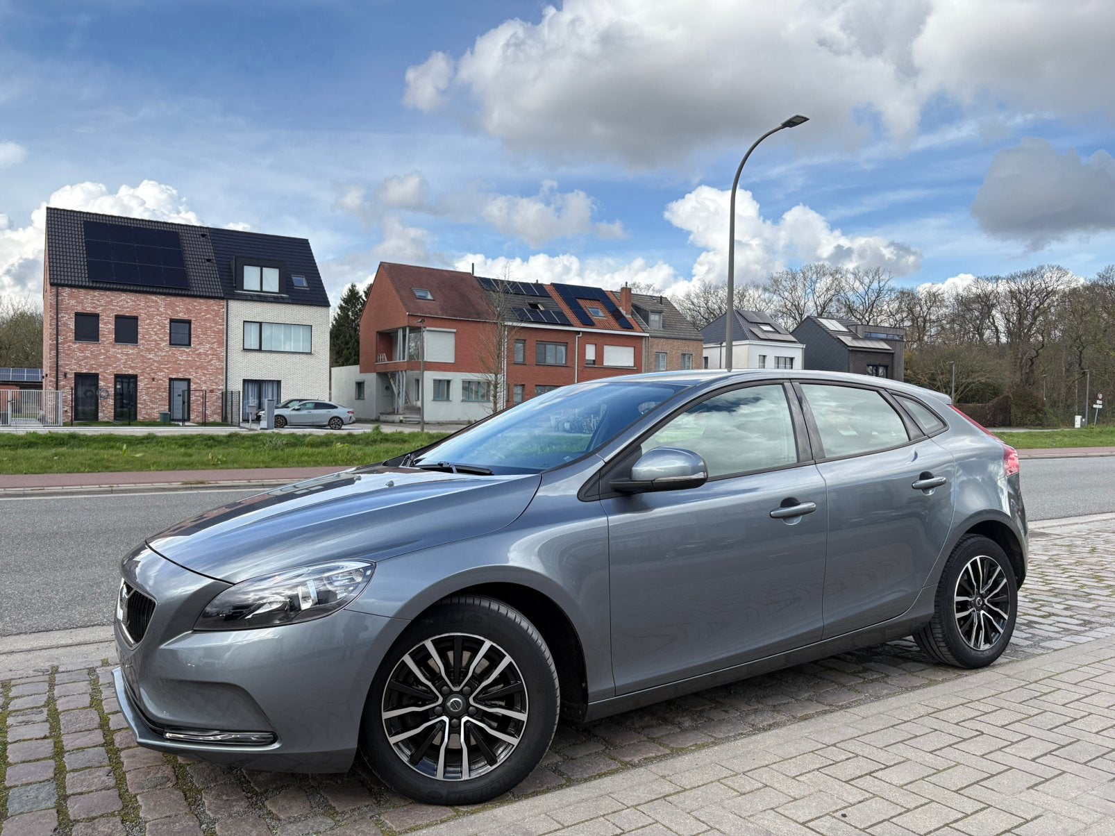Volvo V40 | 12 Maanden Garantie | 66 Dkm | Benzine | 2017 |, Autos, 90 kW, Achat, Euro 6, Entreprise