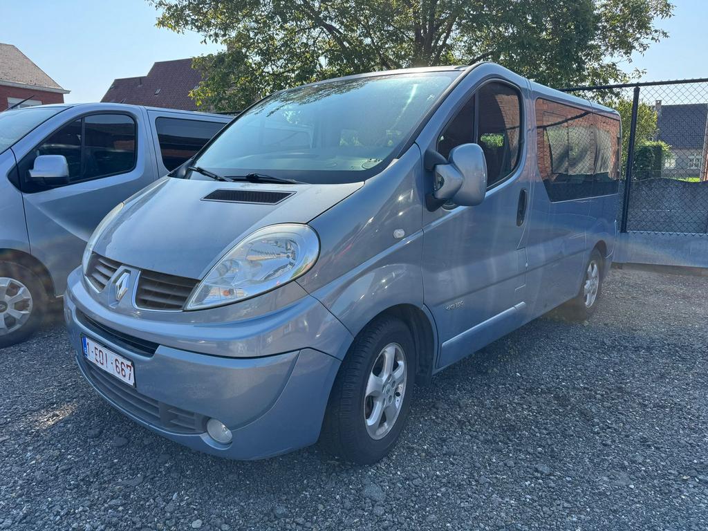 Renault Trafic Passenger 2.5 DCI 8pl / Export Autom Problem, Autos, 8 places, Achat, 2500 cm³, Entreprise